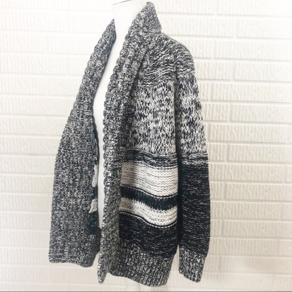 GAP Black and White Marled Open-Front Cardigan